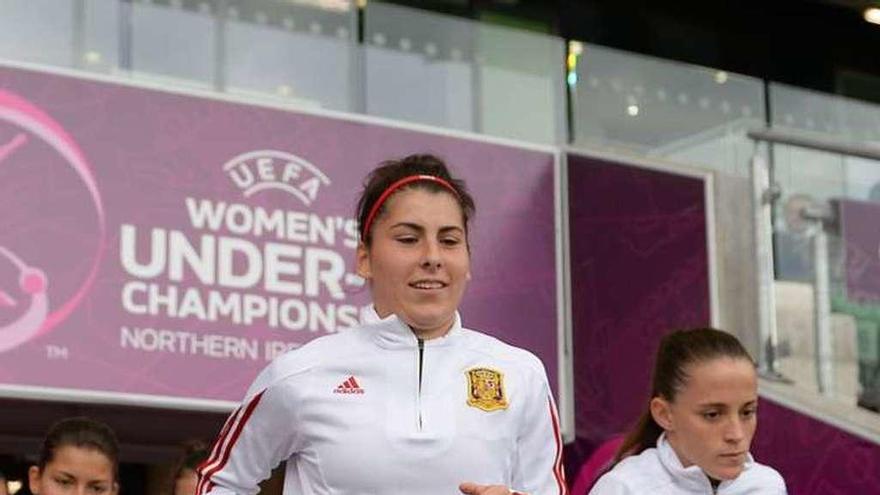 Lucía García, al frente de la selección española sub-19.