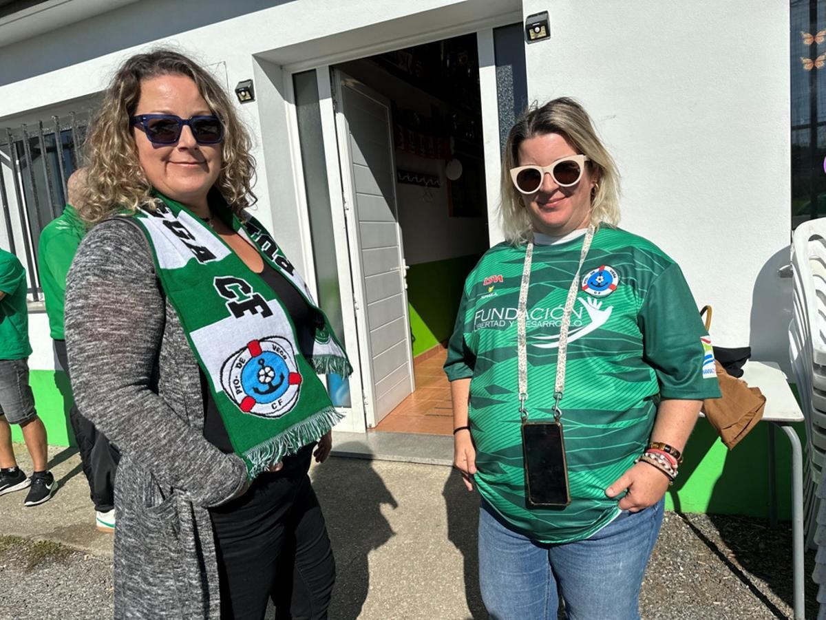 Sara y Ana María Fernández, antes del sorteo, en El Campón.