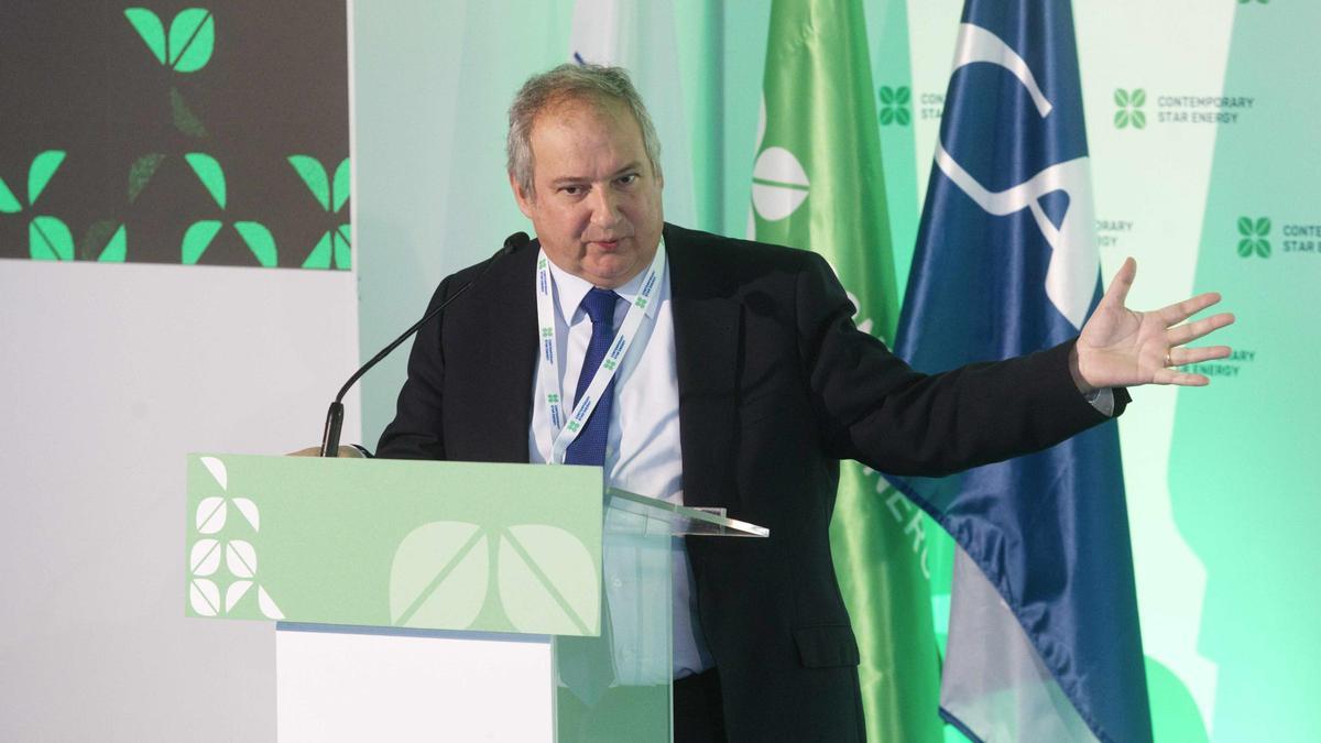 El ministro de Industria, Jordi Hereu, este miércoles en la presentación de la gigafactoría de Figueruelas.