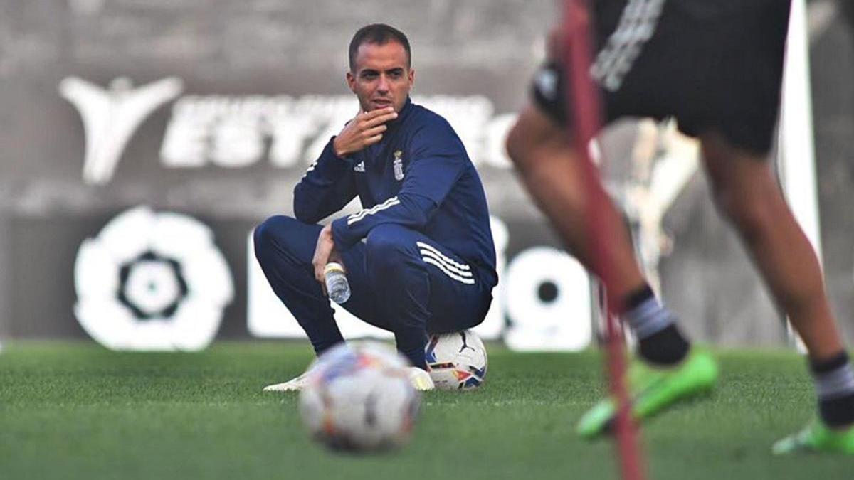 Borja Jiménez durante un entrenamiento del FC Cartagena.