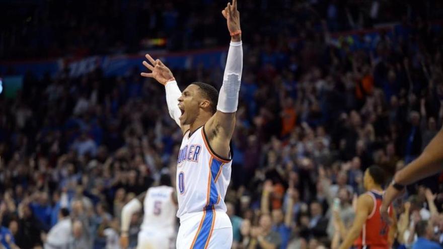 Russell Westbrook iguala a Jordan con cinco &#039;triples-dobles&#039; seguidos