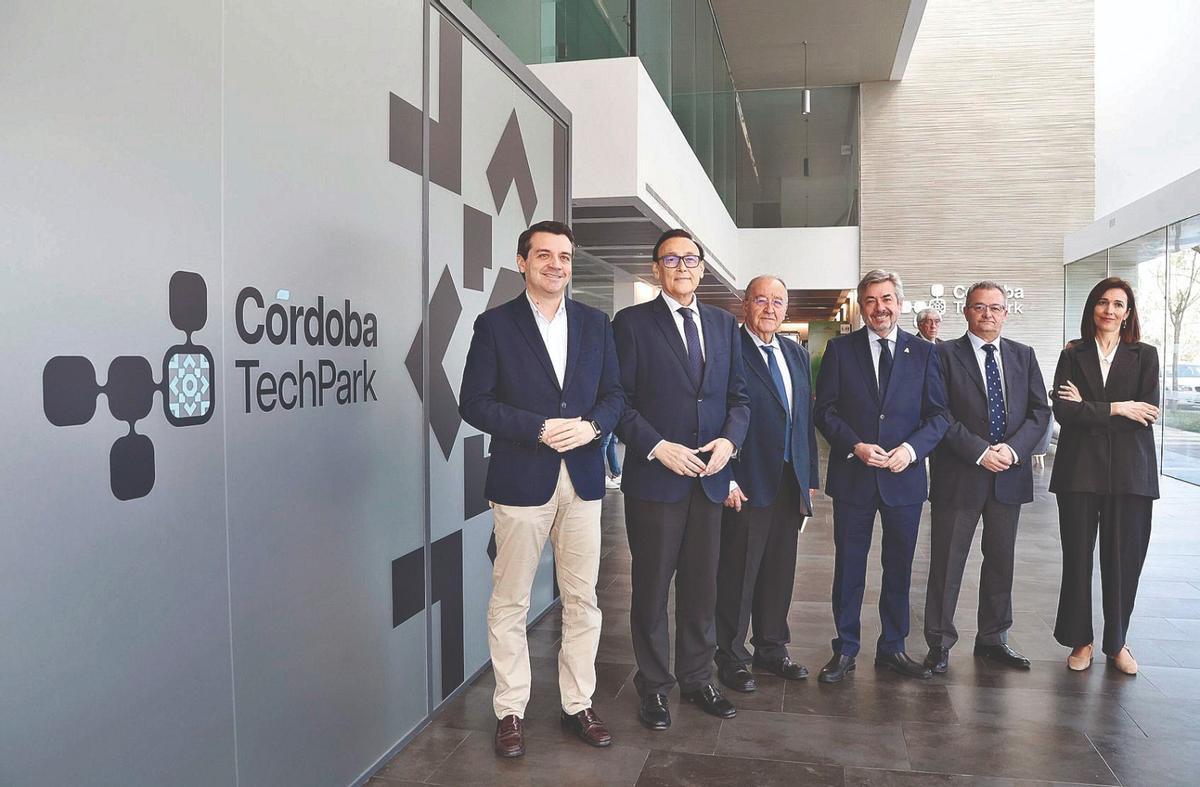 Autoridades en la presentación oficial el 27 de febrero del nuevo nombre del Parque Tecnológico de Córdoba, que ahora pasa a llamarse Córdoba TechPark.