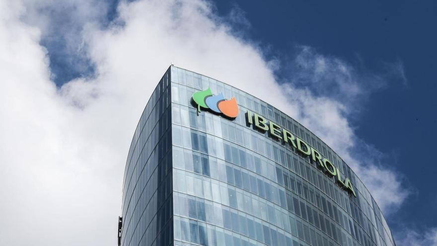 Iberdrola entra en Finlandia con la compra de un gigante de las redes eléctricas por 5.000 millones