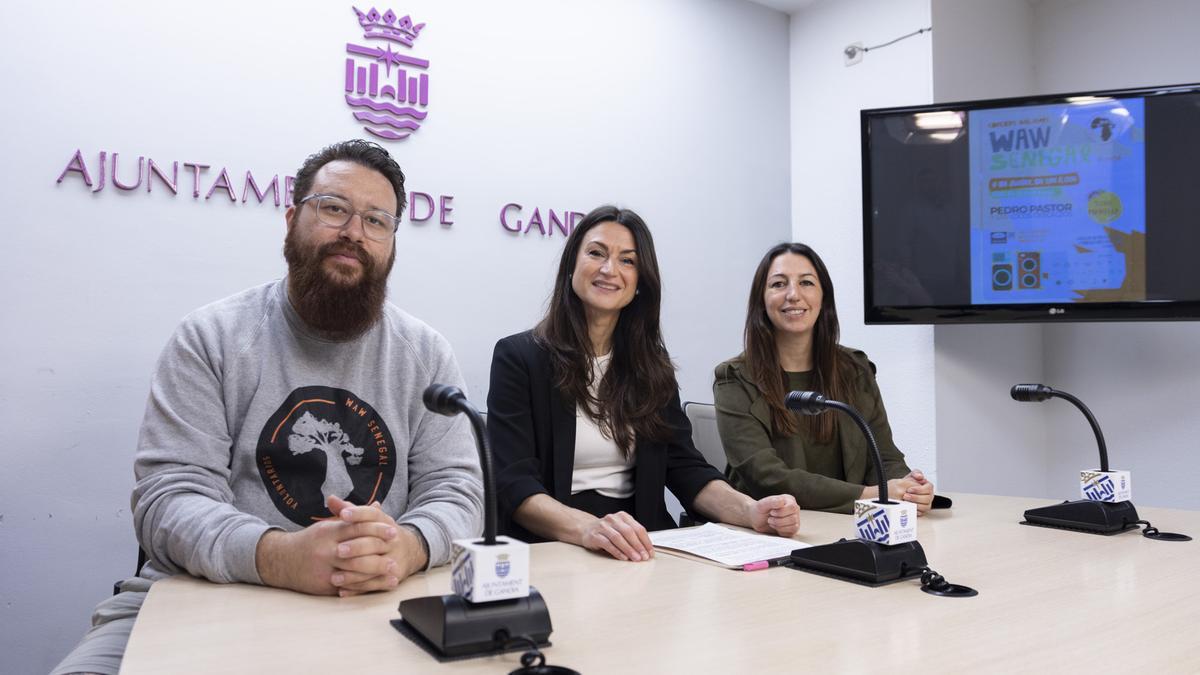 Balbina Sendra, Sara Pérez y Felipe Torres en la presentación de la VI edición del Concierto Solidario de WAW Senegal