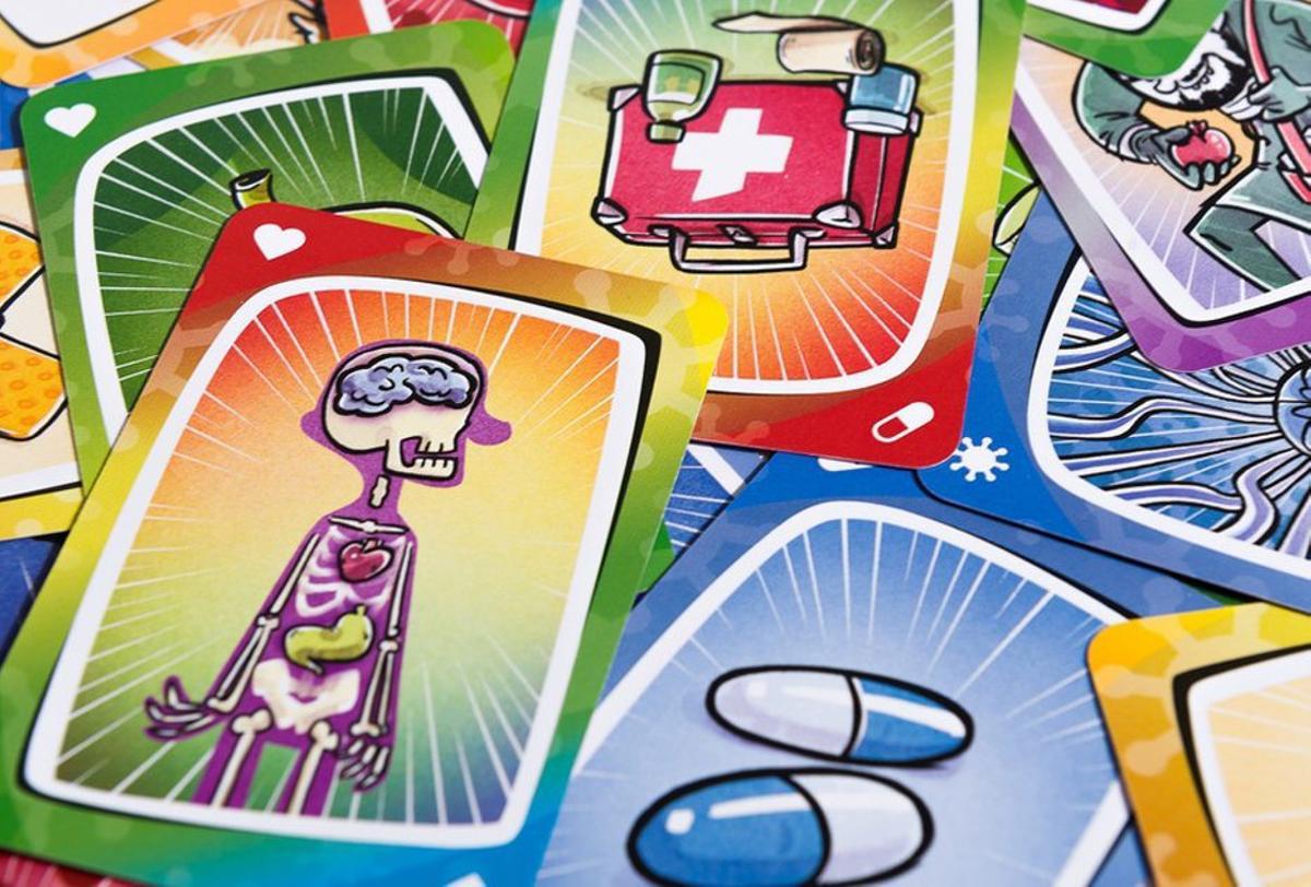 Cartas del Virus, en el que mantener sano tu cuerpo es el objetivo. | TRANJIS GAMES