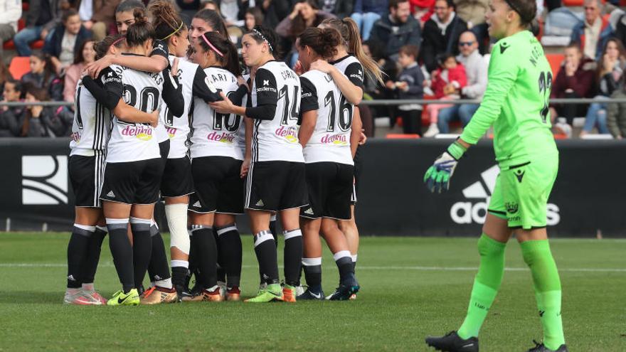 Las chicas quieren contar con el apoyo de la afición ante el Barça