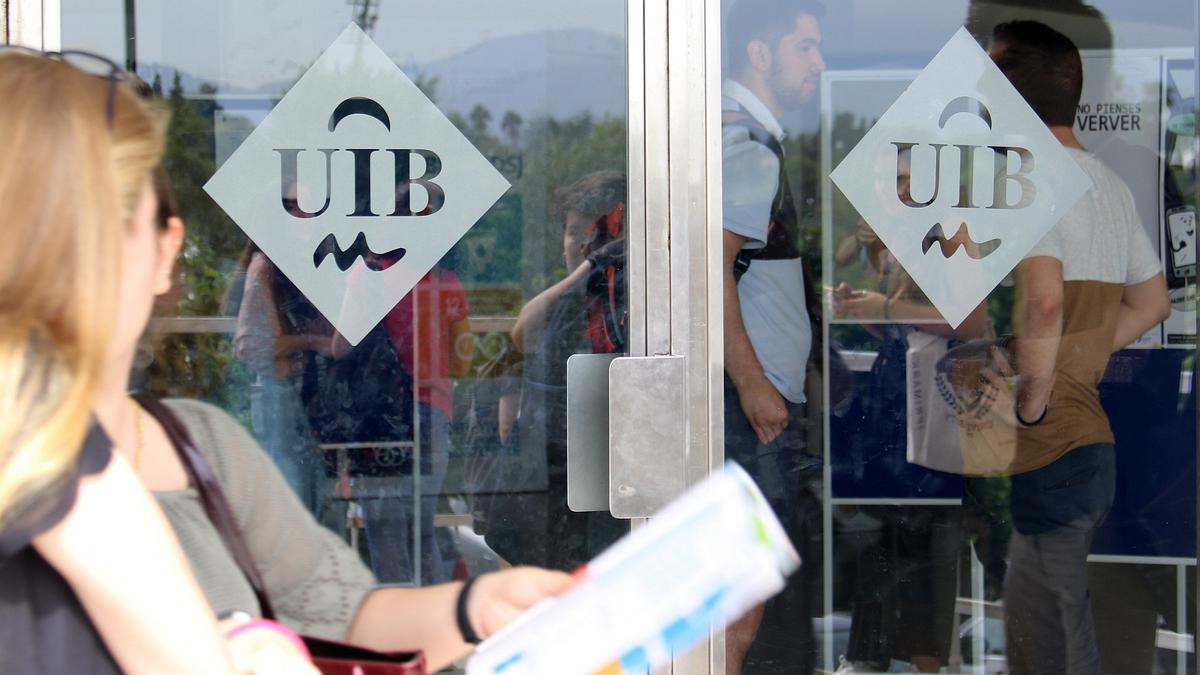 La UIB inicia el curso escolar con 10.529 alumnos matriculados.