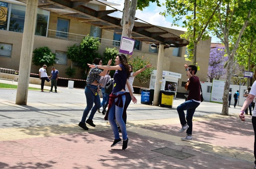 Ambiente de sábado por la tarde en el SOS4.8