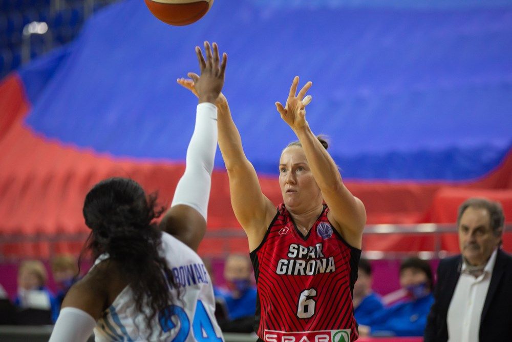 Clara derrota de l'Spar Girona en la visita a Kursk (92-75)