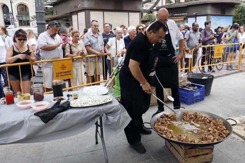 València celebra el Día de la Paella