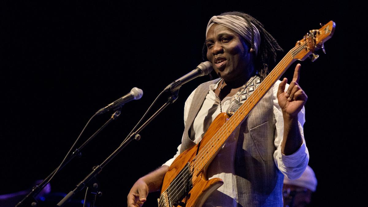 BARCELONA. 20.10.2013Concierto de RICHARD BONA en la Sala Barts dentro del Festival de Jazz de Barcelona. FOTO FERRAN SENDRA BARCELONA. 20.10.2013Concierto de RICHARD BONA en la Sala Barts dentro del Festival de Jazz de Barcelona. FOTO FERRAN SENDRA