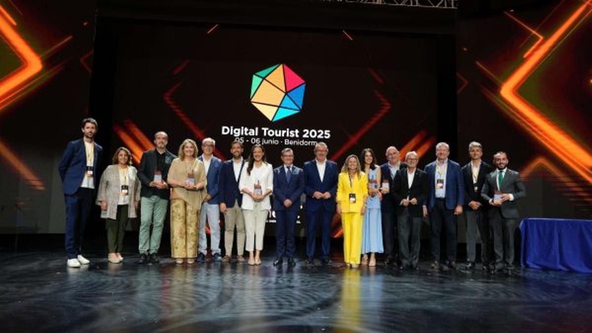 Premio Digital Tourist 2025 para IoTsens y el Ayuntamiento de Benidorm por su proyecto de monitorización inteligente de personas vulnerables.