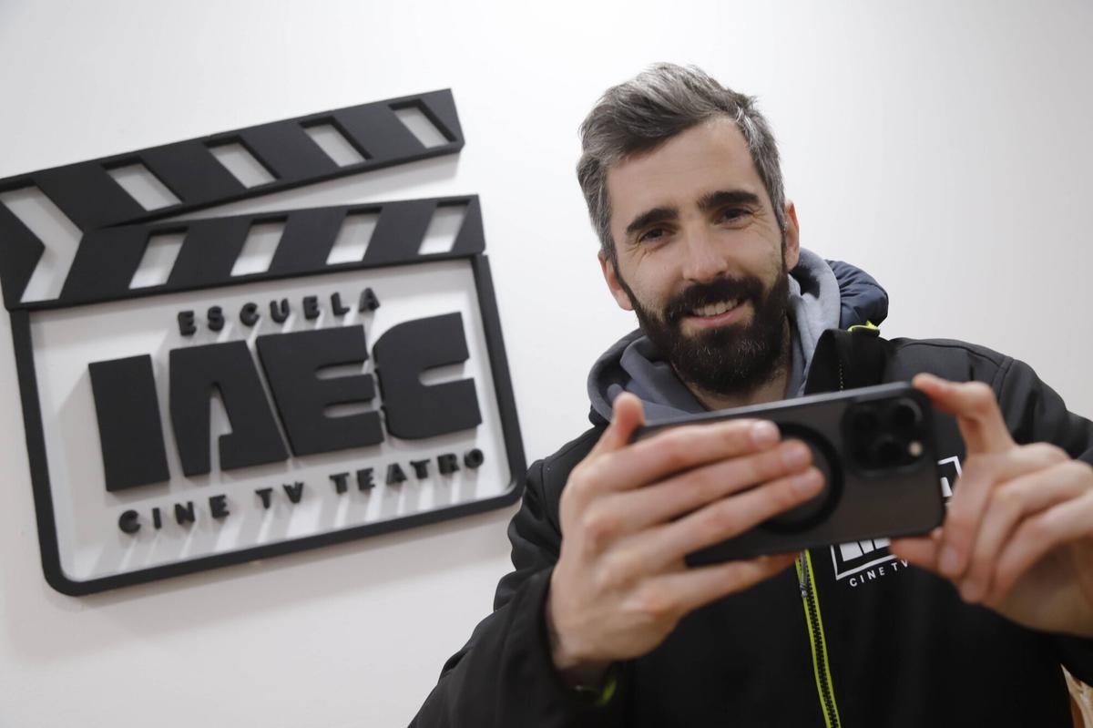 Álvaro Tejero de la escuela de cine y televisión IAEC