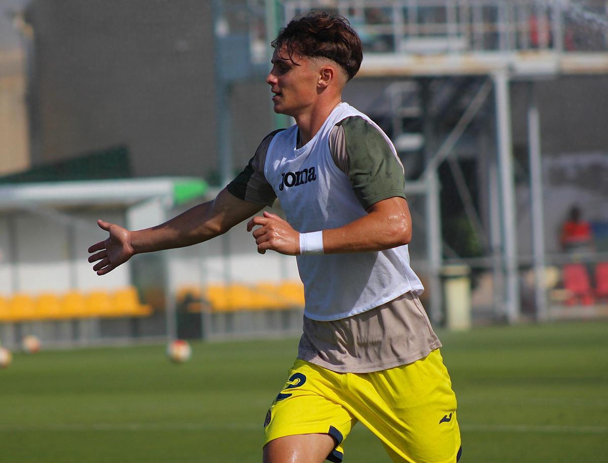 Álvaro Alcaide, uno de los puntales del juvenil A en el centro del campo.