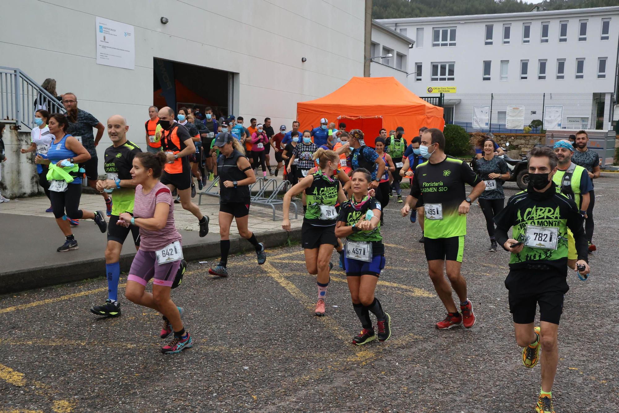 Correr contra viento, lluvia y montaña en A Groba