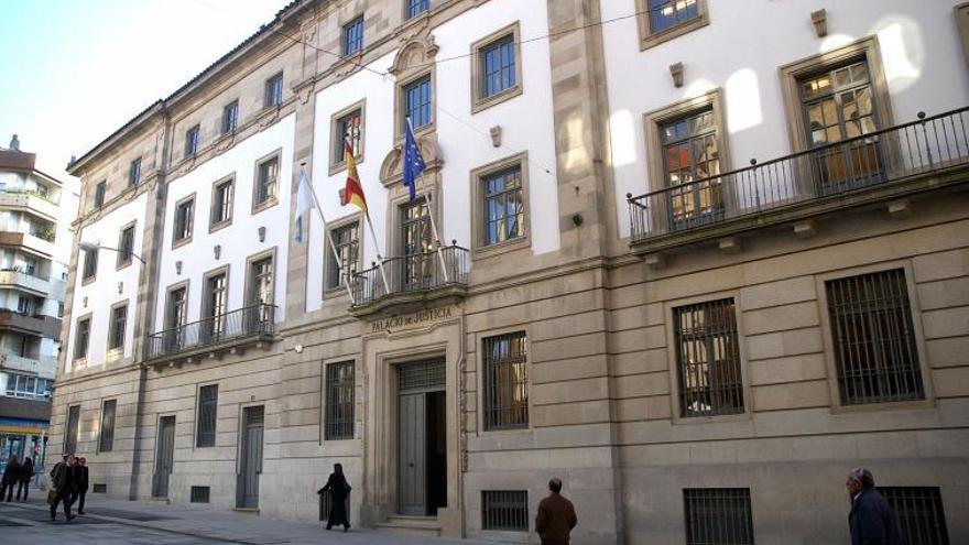 Fachada de la Audiencia Provincial de Pontevedra. |   // FARO