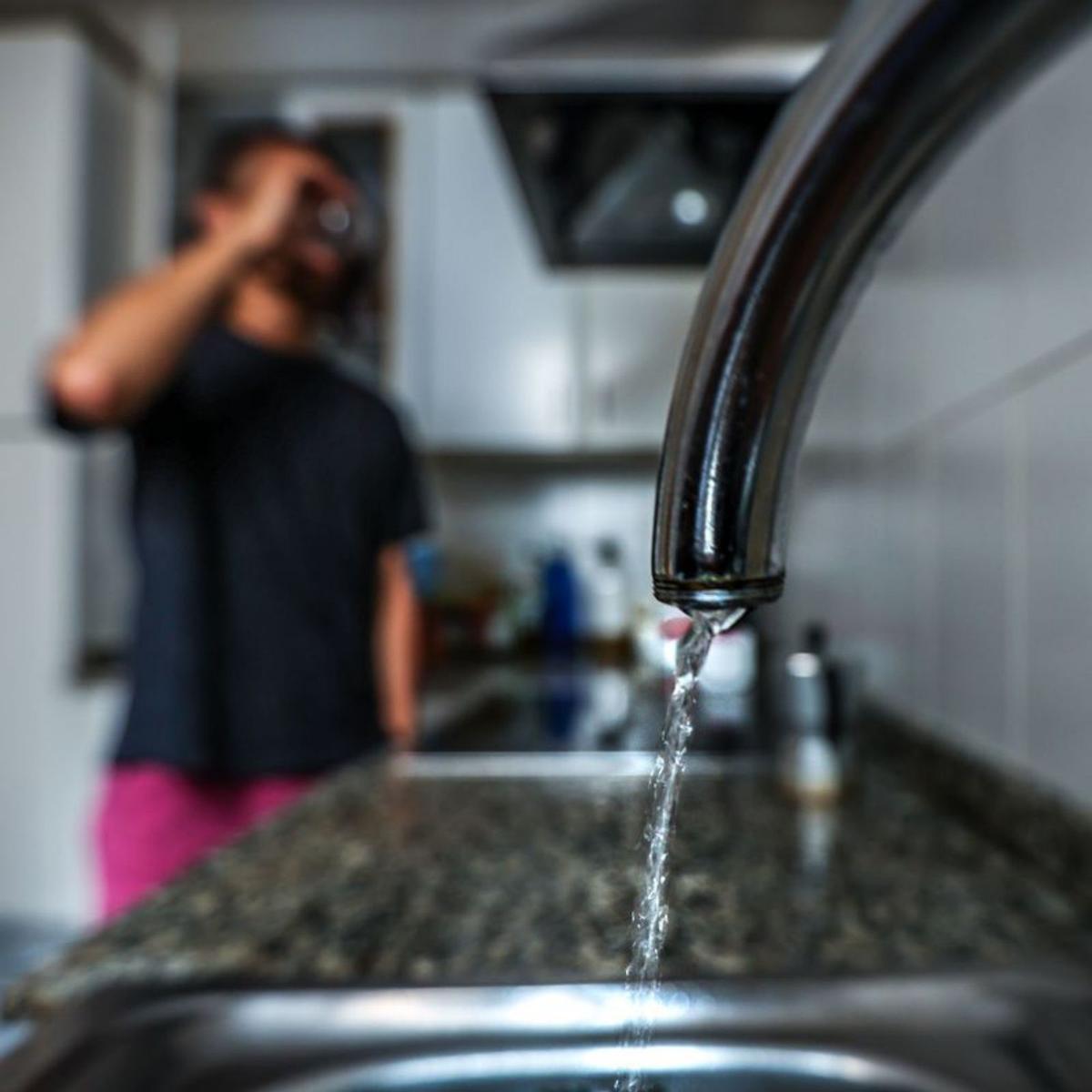 El rebut de l’aigua pujarà de 2 a 4 euros per a la majoria de famílies