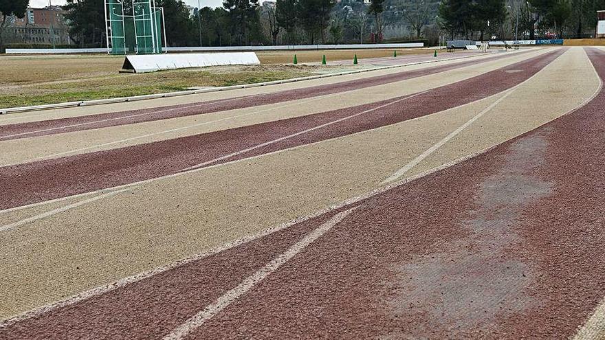 El desembre del 2018 la degradació a les pistes d&#039;atletisme ja era evident