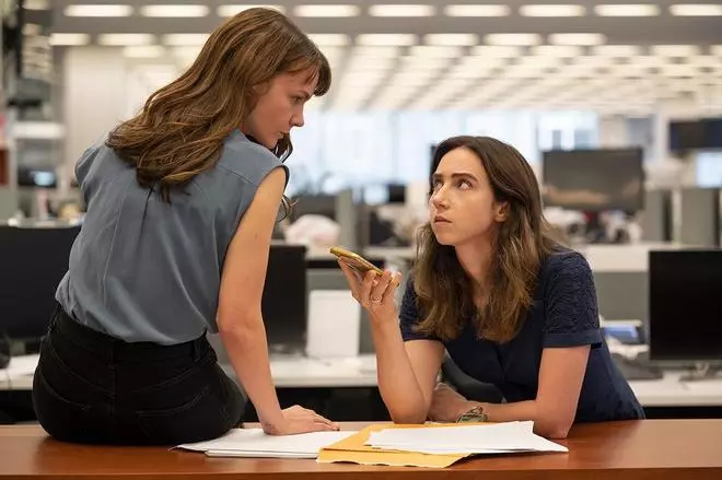 Las críticas de cine de la semana: 'Al descubierto', 'La novelista y su película', 'El peor vecino del mundo', 'Todos lo hacen'