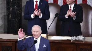 Trump i Carles III reivindiquen els llaços entre els EUA i el Regne Unit