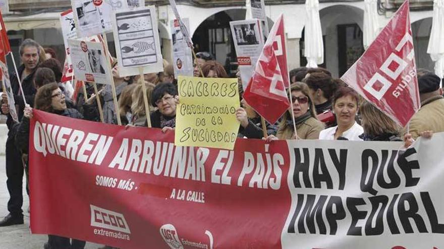 Los sindicatos temen despidos en servicios del Ayuntamiento de Cáceres que gestionan empresas