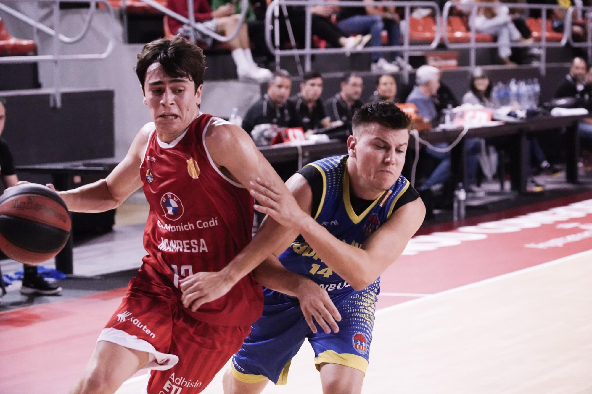 Totes les imatges del Bàsquet Manresa B - Cadí