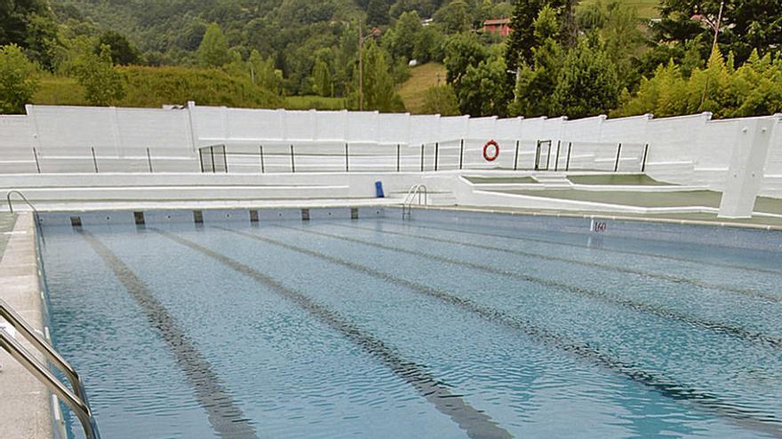 Una de las piscinas de Riaño.