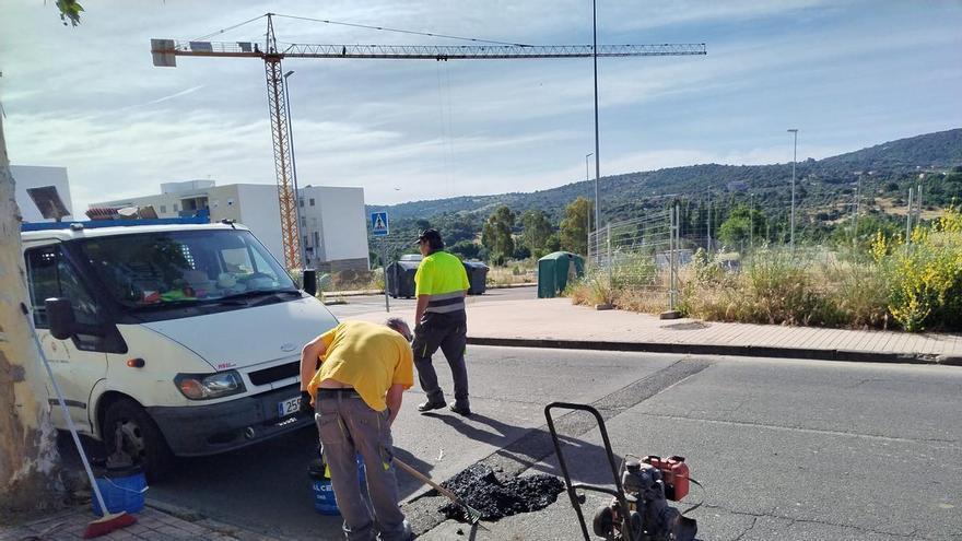 Videos | Arranca la campaña de bacheo en Plasencia