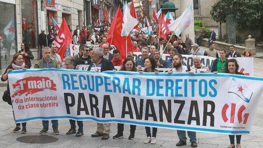 La CIG salió de la Praza Maior y recorrió Paseo y la avenida Habana hasta la Delegación de la Xunta. // Iñaki Osorio