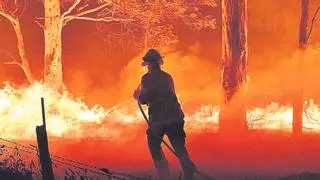 Al menos dos muertos y 16 casas destruidas por numerosos incendios en la región de Tara (Australia)
