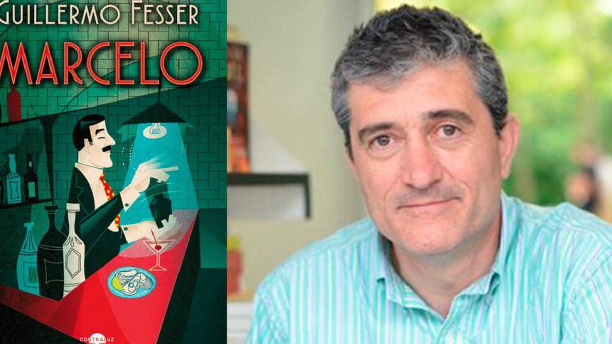 Guillermo Fesser, con la portada de su libro, ‘Marcelo’.   | // CEDIDA