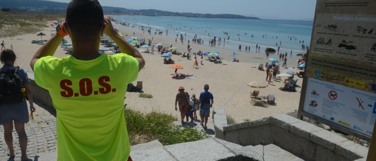 Vista de la playa de A Lanzada este verano