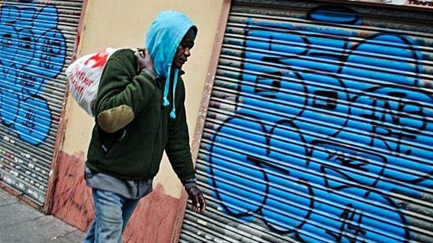 El 17 per cent dels catalans amb feina està en risc de pobresa o exclusió social