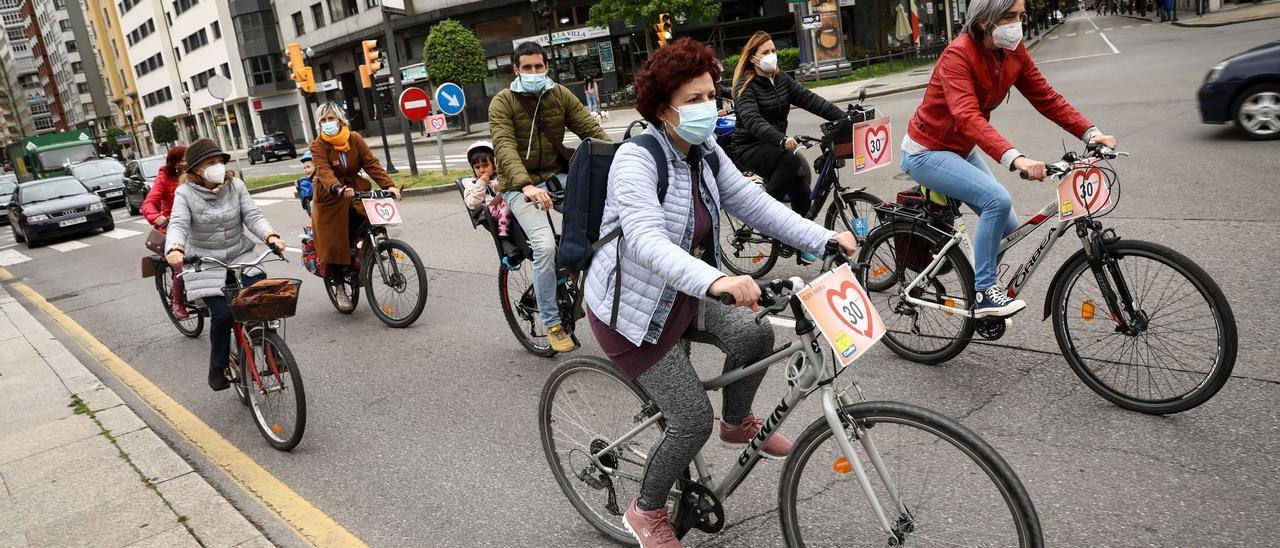 Concentración ciclista en Gijón el pasado mes de mayo. | Juan Plaza