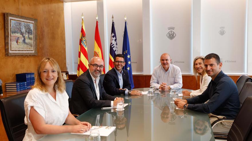 Todas las imágenes de la primera reunión del Consell de alcaldes de este mandato