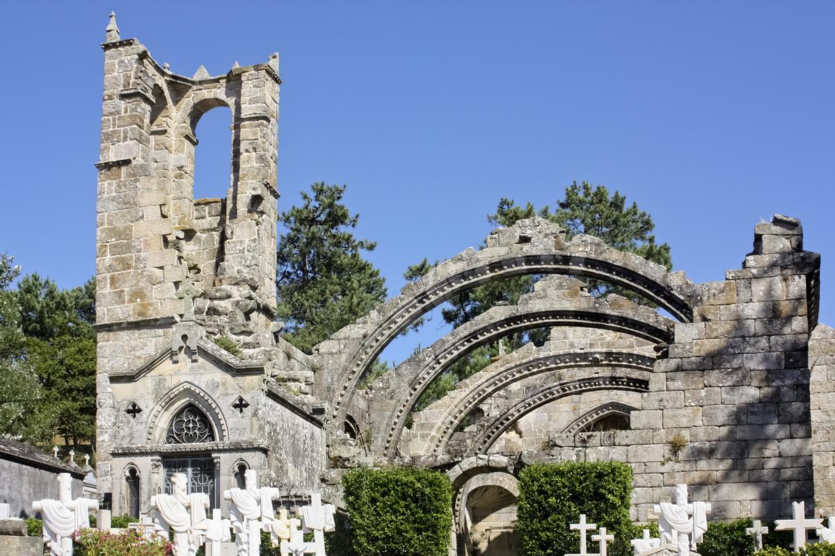 Ruinas de Santa Mariña Dozo, en Cambados