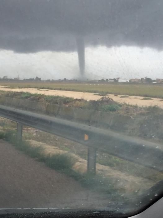 El espectacular tornado marino en Sueca