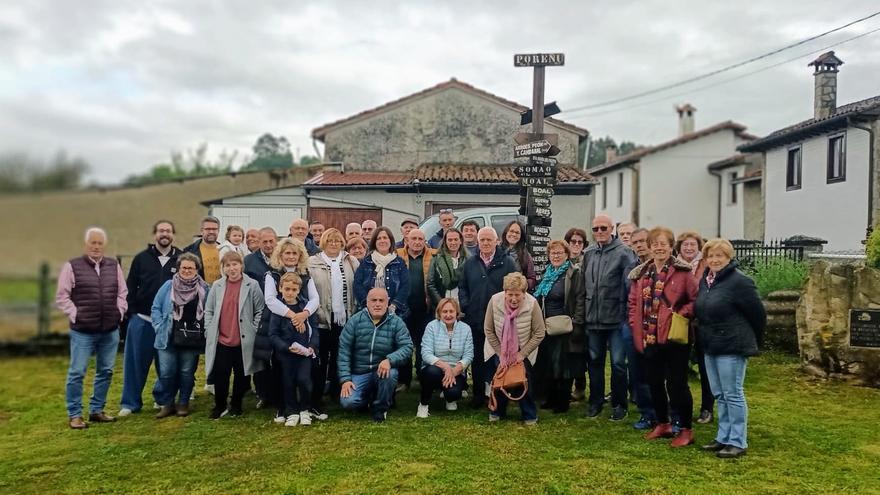 Poreñu sella el hermanamiento con Sotres como &quot;pueblos ejemplares&quot; de Asturias dentro de su Semana Cultural