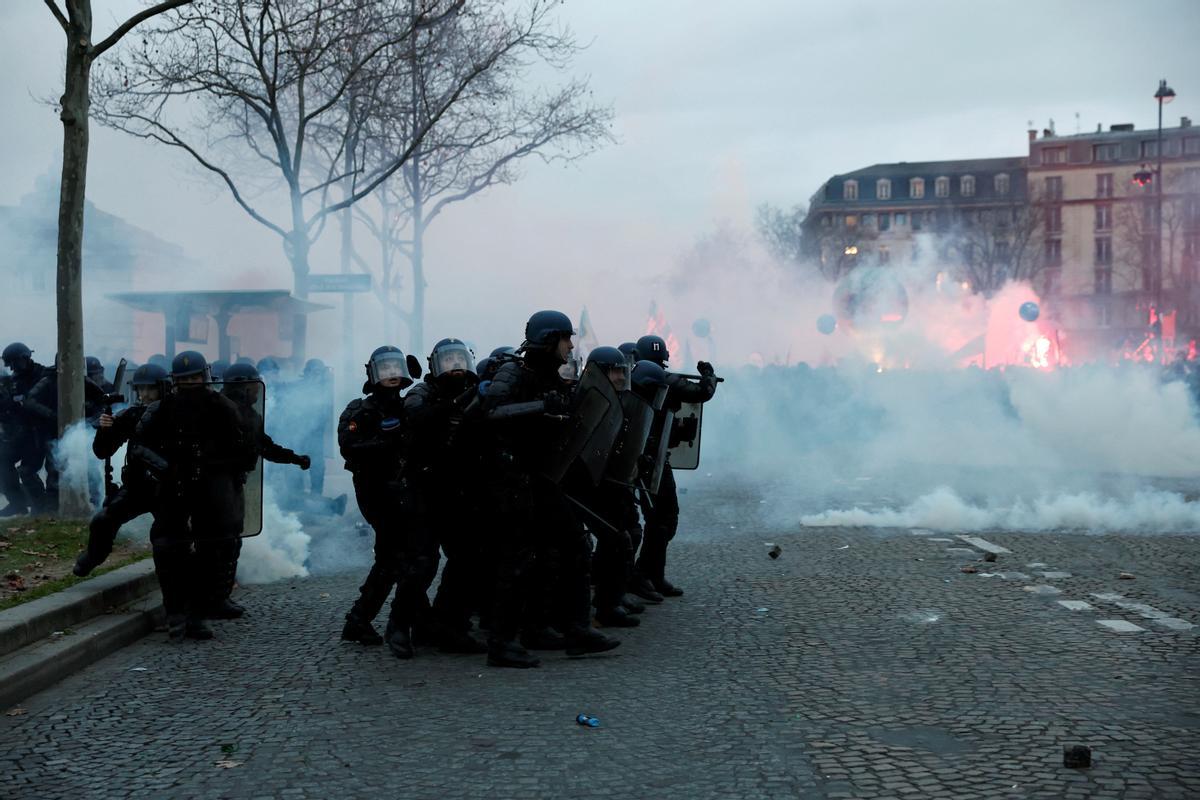 Segundo día de huelgas y manifestaciones en Francia