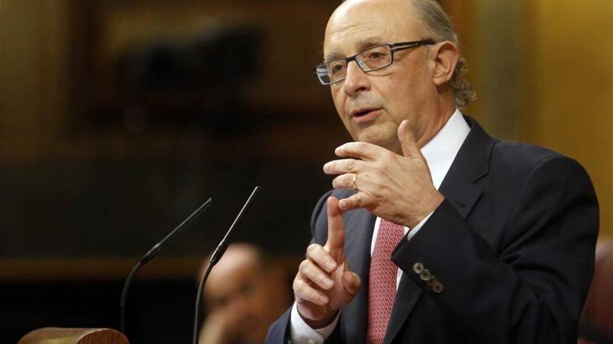 Montoro asegura que Grecia va a necesitar dinero porque no puede financiarse