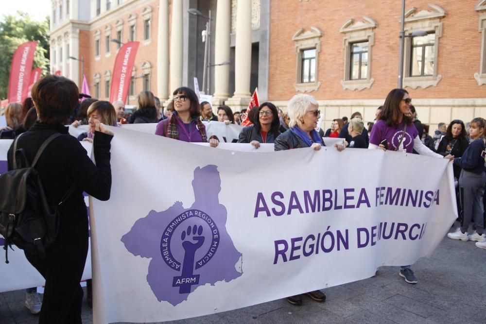 Manifestación en Murcia por el día contra la violencia de género