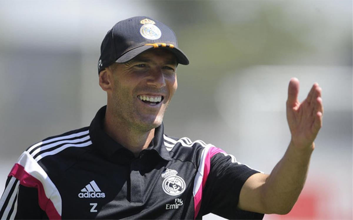 Zidane, entrenando al Castilla
