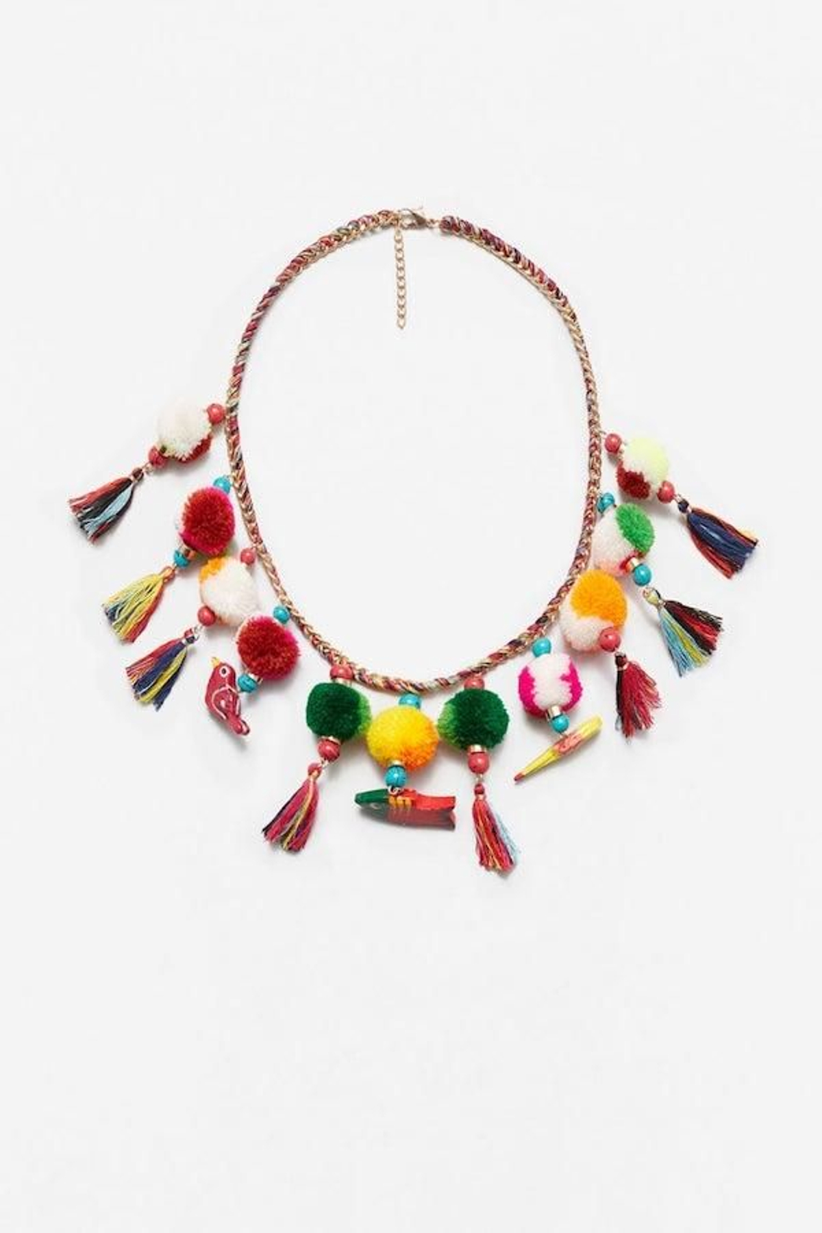 Collar con pompones y flecos, de Mango, 15,99 euros