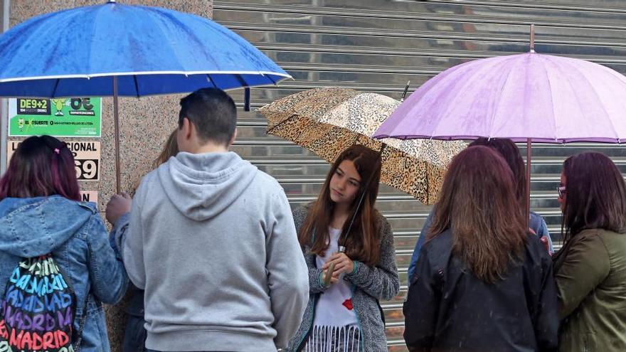 Vigo despide el mes de mayo con lluvia