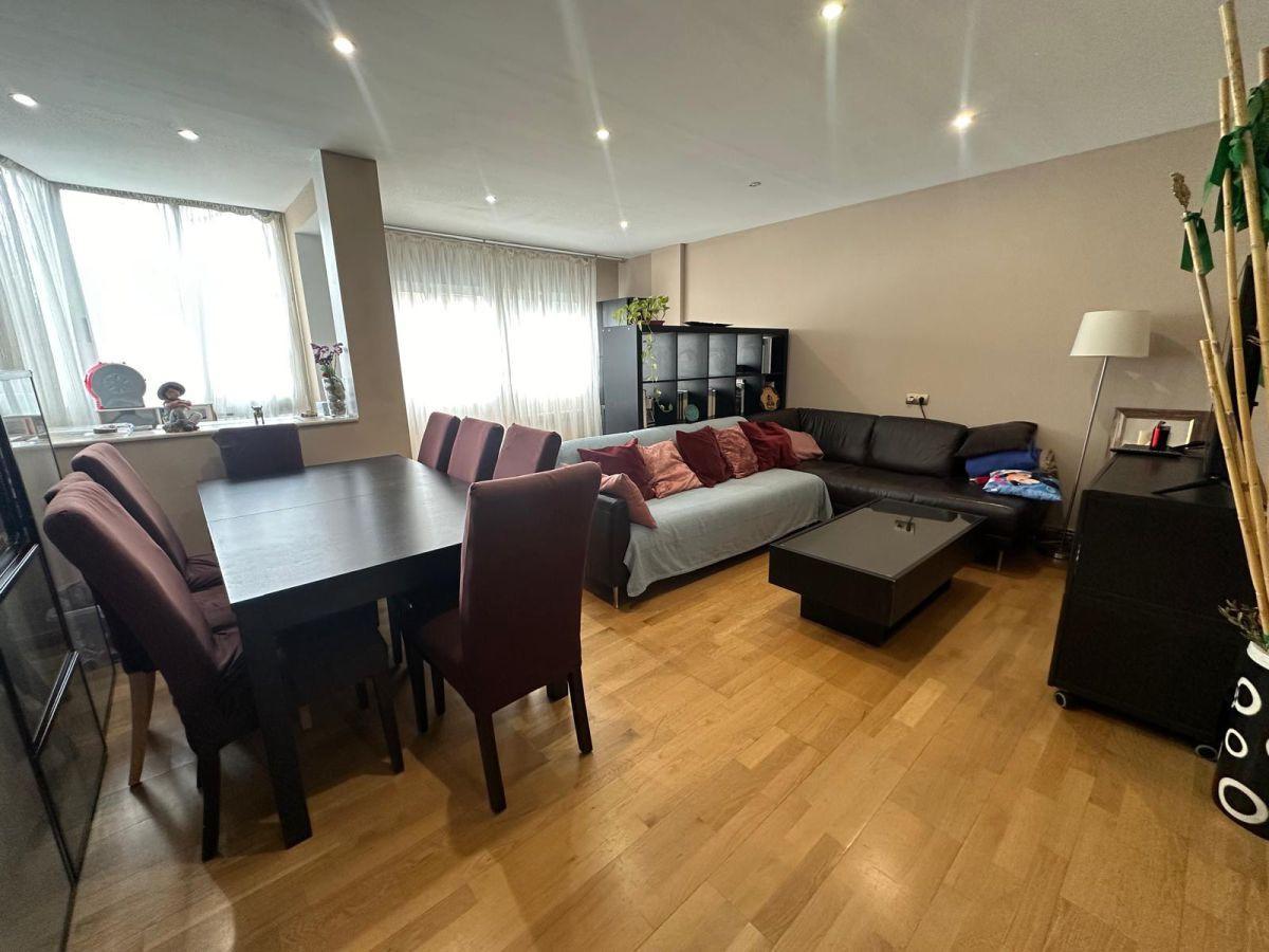 Piso en muy buen estado en el centro de Villalobos