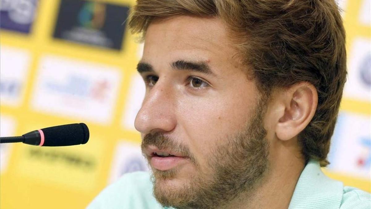 Samper se 'rompió' en el calentamiento previo a su debut