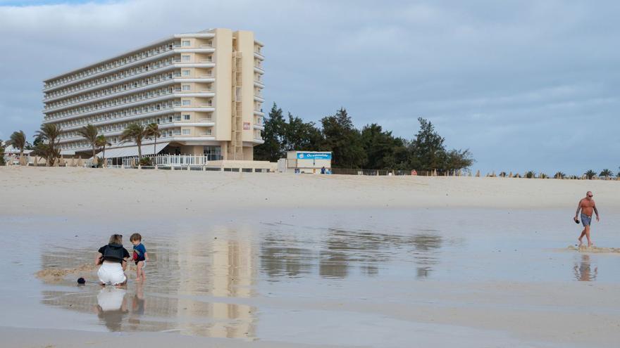 El Tribunal Constitucional admite a trámite el recurso del Gobierno de Canarias sobre el hotel Oliva Beach