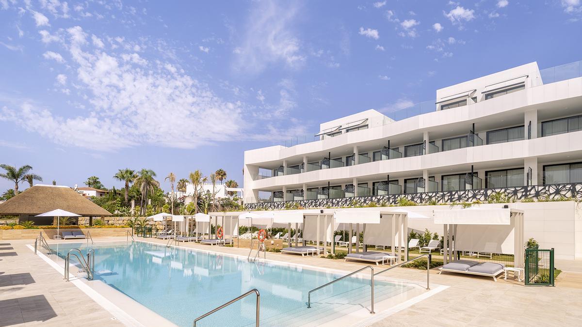 Piscina exterior del Eurostars Ocean Marbella