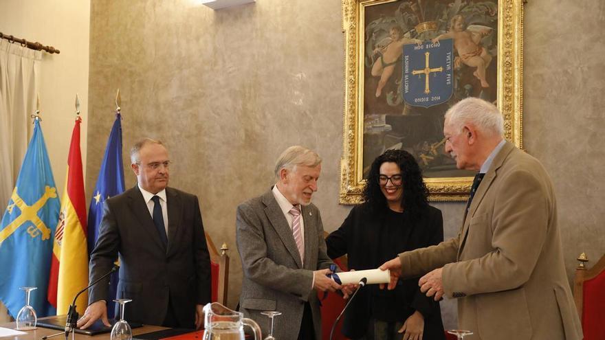 Xuan Xosé Sánchez Vicente ingresó nel Ridea: "Pa un montón d'asturianos, a lo llargo demunchos sieglos, si nun había llingua nun había identidá"