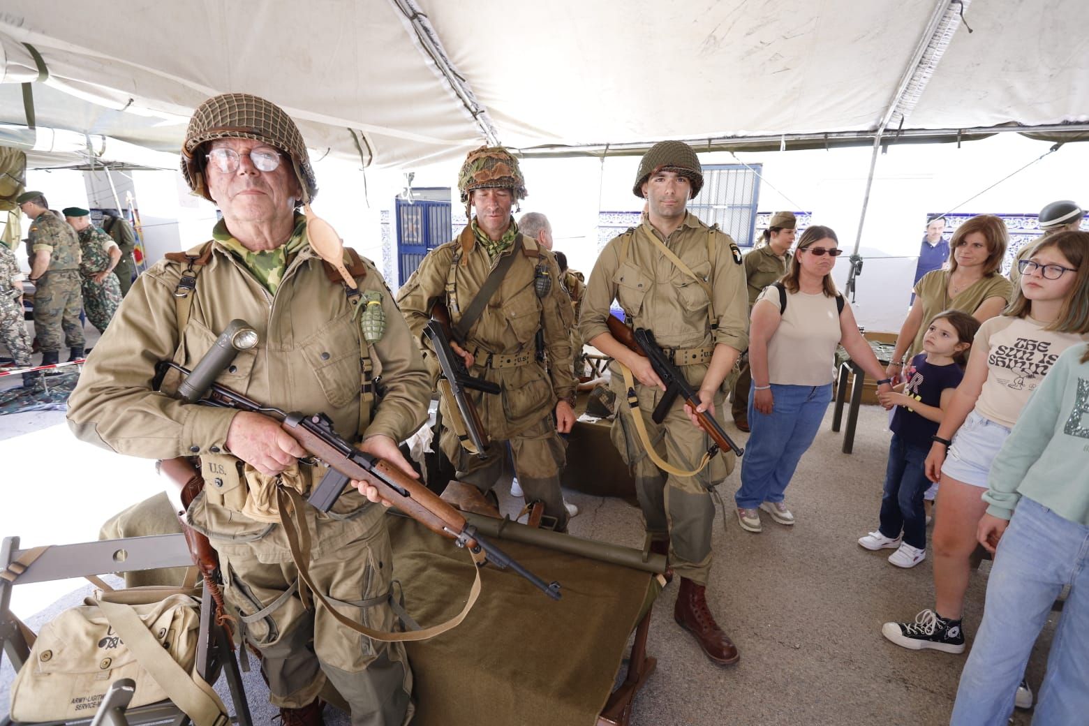 Subirse a un tanque: jornada de puertas abiertas en el Museo Militar de València